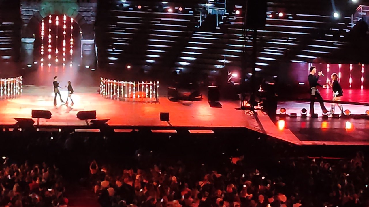 Sarah Toscano e Mida - Future Hits Live 2025 - Arena di Verona