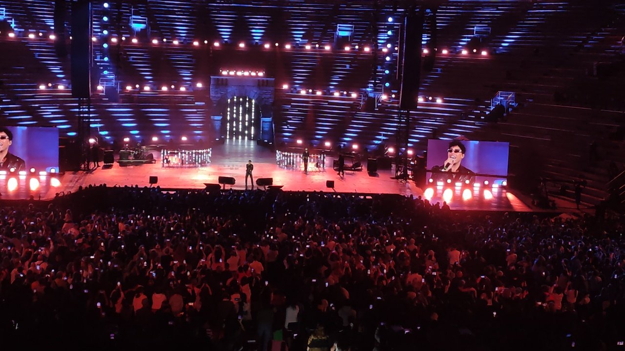 The Kolors - Future Hits Live 2025 - Arena di Verona